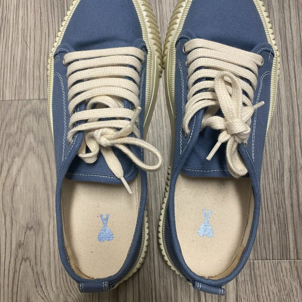 Ami Baskets Basses low-top sneakers, Men's size 41 EU, 8.5 US, Steel Blue